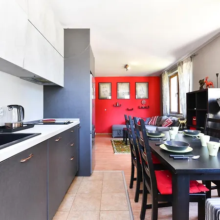 Apartman Gondola Flat Number 2 *