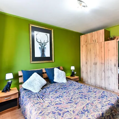 Gondola Flat Number 2 *