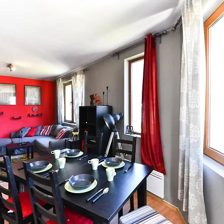 Gondola Flat Number 2