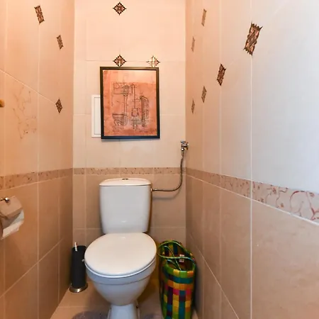 Gondola Flat Number 2