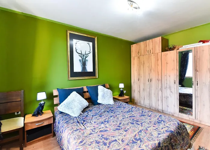 Gondola Flat Number 2 *