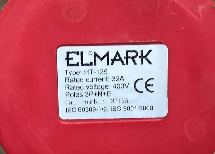 Gondola Flat Number 2 公寓 *